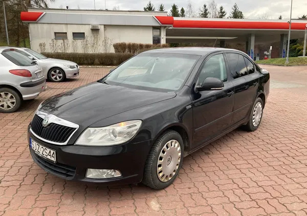 samochody osobowe Skoda Octavia cena 13407 przebieg: 350000, rok produkcji 2011 z Wieliczka